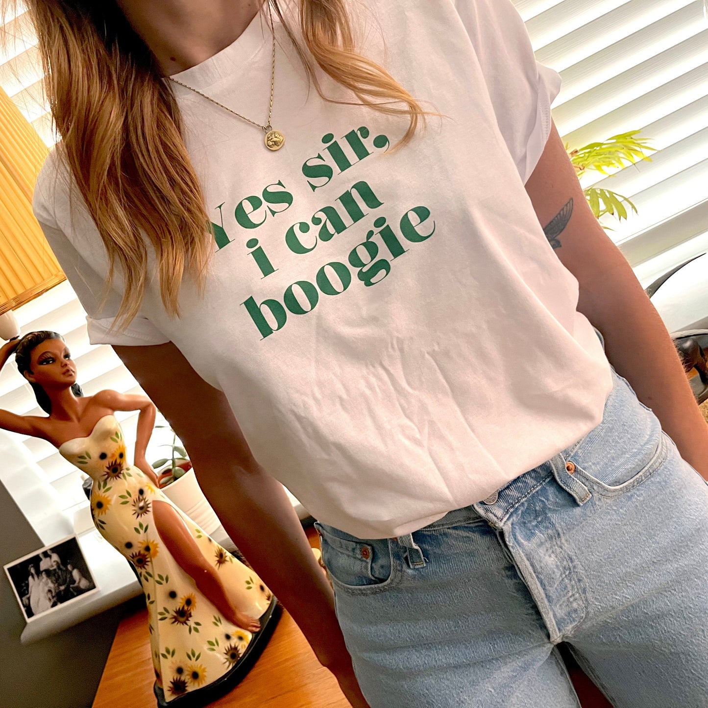 Yes sir I can Boogie retro slogan t-shirt
