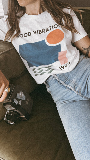 Good vibrations Oversized retro slogan t-shirt
